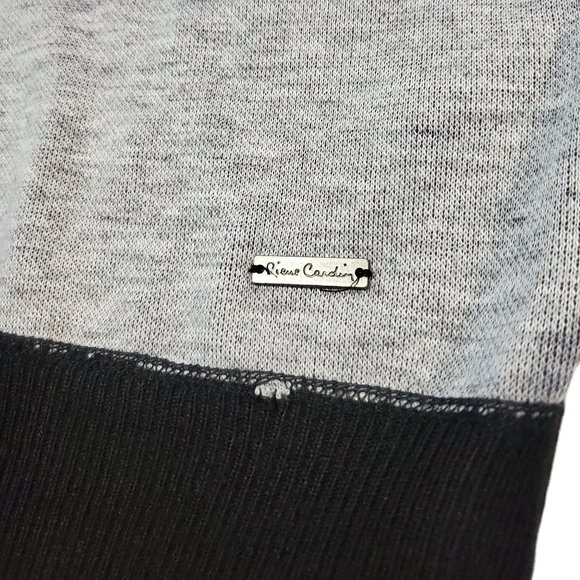 Lightweight V-neck Diamond Knit Sweater - Picture 2 of 5